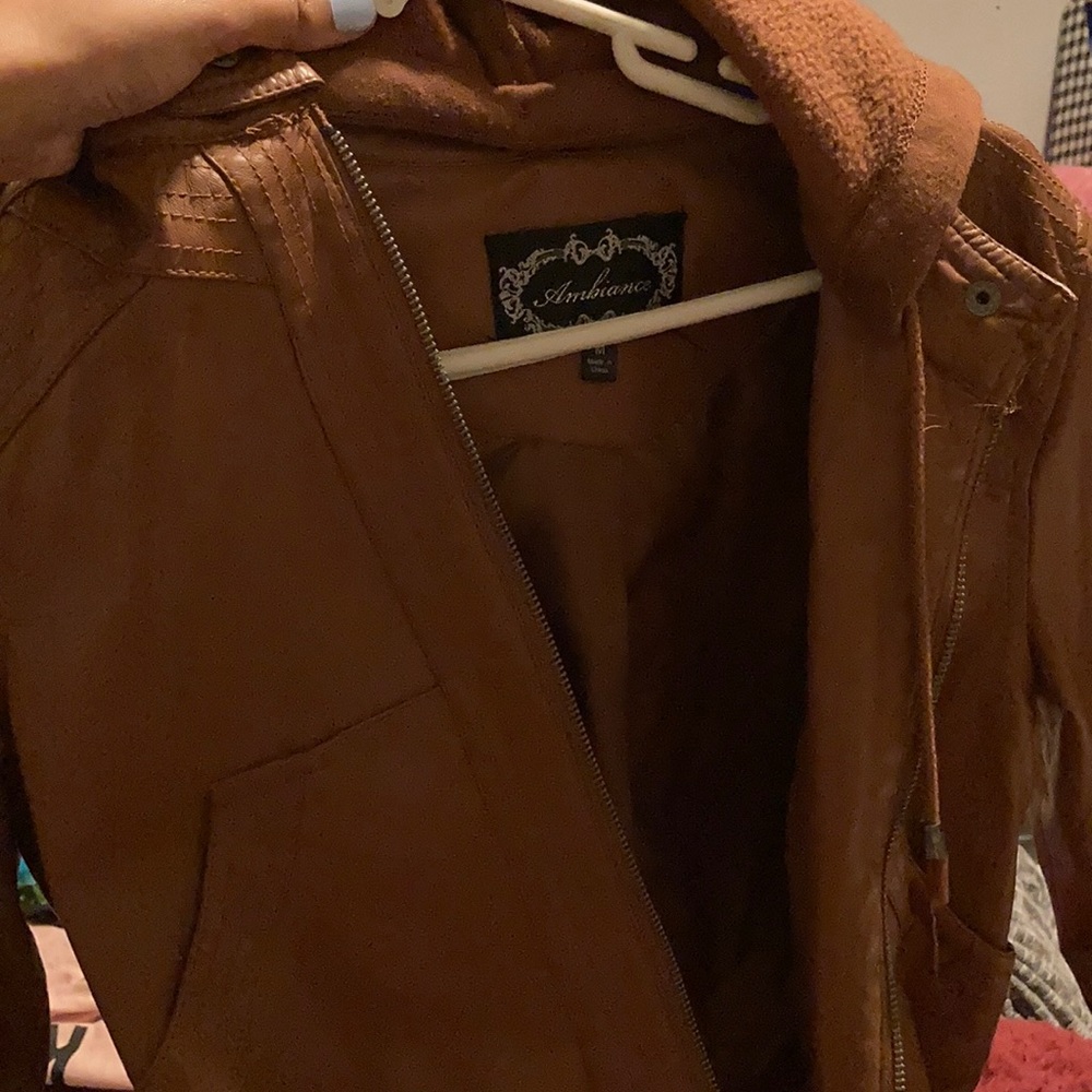 Brown jacket - Picture 2 of 3
